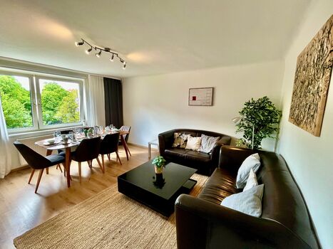 5 Zimmer Apartment mit 2 Badezimmern für 9 Personen
