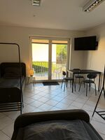 AHOI HOMES | 3 BR | Free Parking | WIFI | 6 SINGLEBEDS | BALCONY Bild 2