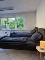 AHOI HOMES | 3 BR | Free Parking | WIFI | 6 SINGLEBEDS | BALCONY Bild 5