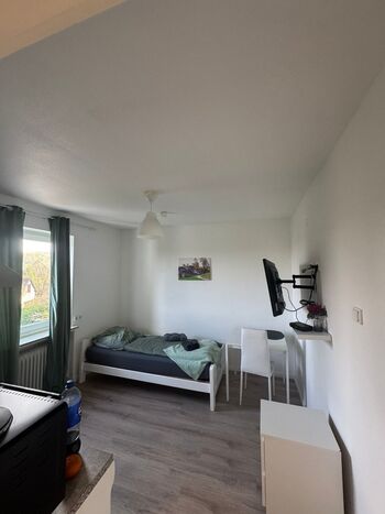 In der Natur EZ/DZ mit eigenem Bad/WC/Küche Bild 5