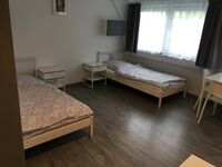 Mc.Monty Hamburg-Sie suchen? Wir finden Bild 2