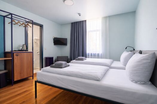 Das Schreder Hotel - Munich Free Parking