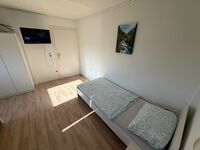 Kassel Haus | 3x Einzel- oder Doppelzimmer | Smart TV | Küche | Internet Bild 4