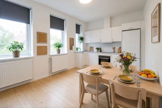 FL30 / TOMASZ-LIVING in HUSUM - Nordsee | Zentral Bild 3