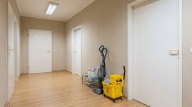 MH1 / TOMASZ-LIVING in MÜLHEIM - Großes Zimmer + WLAN Bild 7