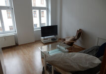 Zentrale 2 Zimmer Wohnungen mit Balkon Bild 2