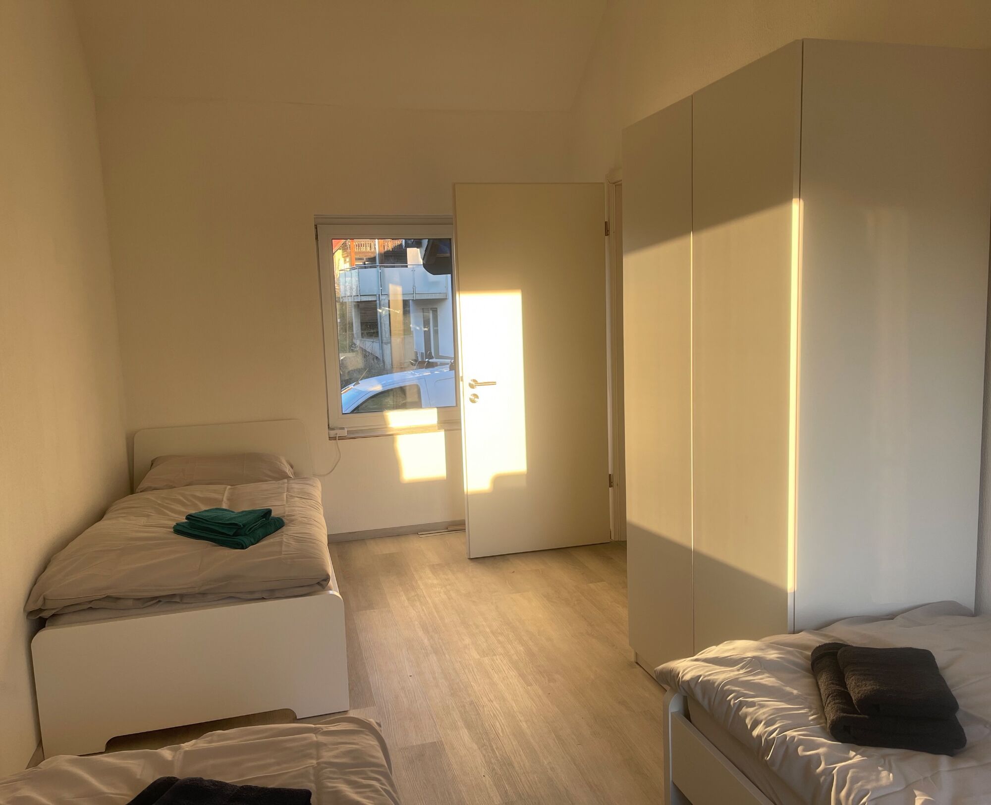 3 Bett Zimmer