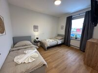 Teamhaus Lüneburg (bis zu 10 Personen, WIFI, Parken frei, Waschen) Bild 9