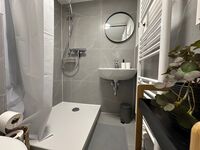 Teamhaus Lüneburg (bis zu 10 Personen, WIFI, Parken frei, Waschen) Bild 13