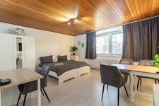 Helle, zentrale 4-Zimmer-Wohnung ca. 90 m² Bild 3