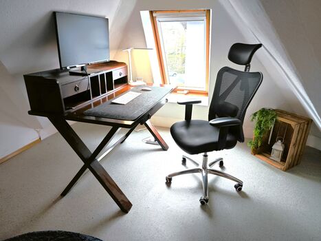 1-Zimmer Wohnung für 1 bis 3 Personen ab 950 Euro pro Monat Bild 3