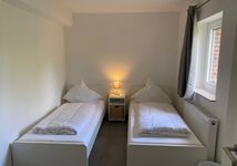 3 bis 21 Pers., 3 Apartments, 11 Schlafzimmer für Monteure Bild 14