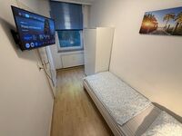 Kassel Haus | 5x Einzelzimmer | 5x Smart TV | Küche | Internet Bild 2
