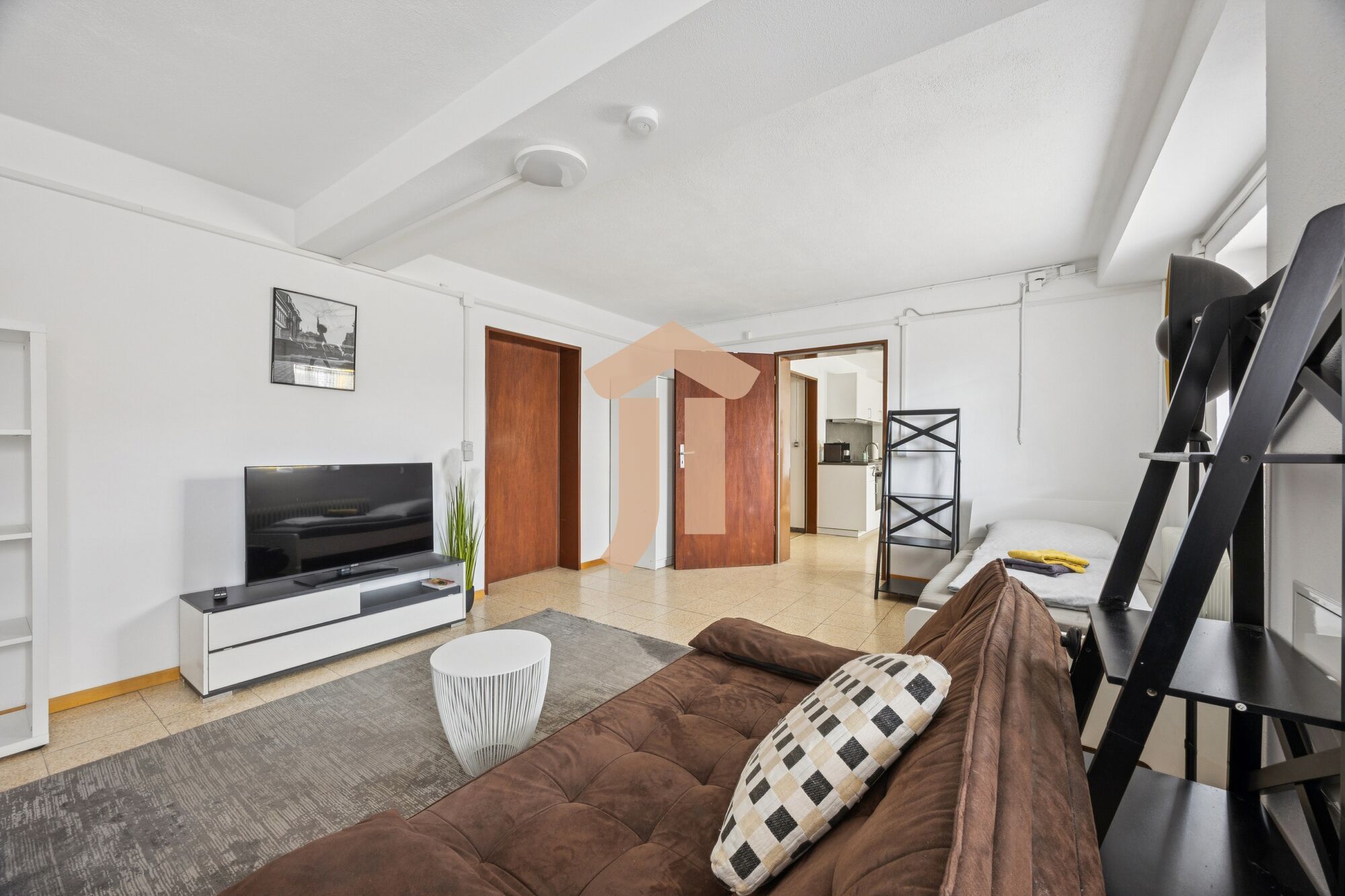 Wohnzimmer / Durchgangszimmer