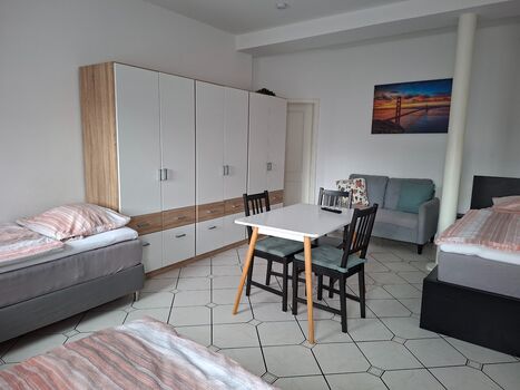 Zimmer für Handwerker und Monteure, Einzelbetten, Waschm., Trockner, TV Zdjęcie 4