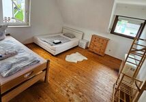 Simmern Haus 4 Zimmer jeweils 10 Betten Bild 1