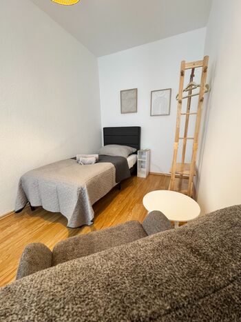 Schlafzimmer 2
