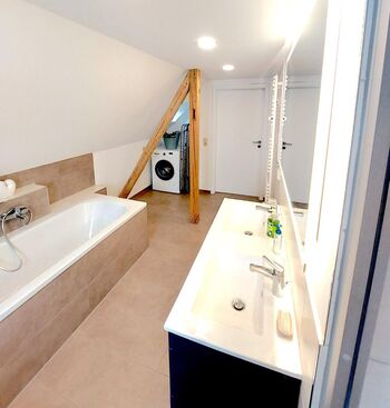 4 Einzelzimmer/ 1 Doppelzimmer/ Grillplatz Bild 4