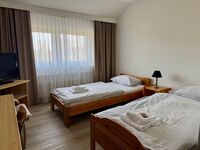 Zimmer mit Miniküche/Balkon 2. OG