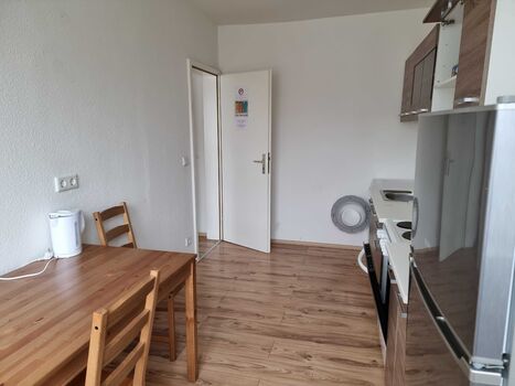 **** Hometime24 - Frisch renovierte Wohnung in Duisburg **** Picture 3