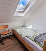 Kleines zweites Schlafzimmer Bett 90x200