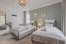NORDERSTEDT Schlafzimmer mit 2 Einzelbetten