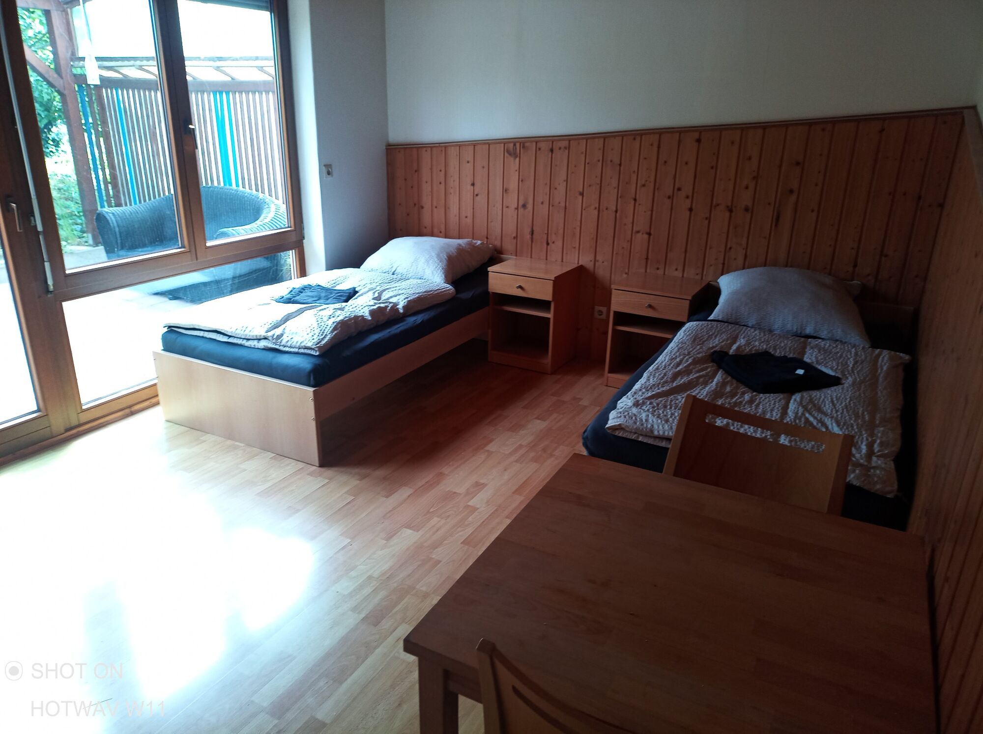 Zimmer EG 2 Einzelbetten