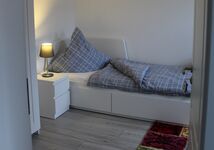 Bett Zimmer 2