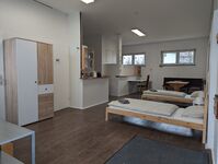 Monteurwohnung & Monteurstudio Asten – Küche, Waschmaschine, Parkplatz Bild 2