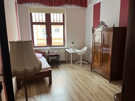 Zentral gelegene Wohnung mit Terasse (4 Personen) Bild 2