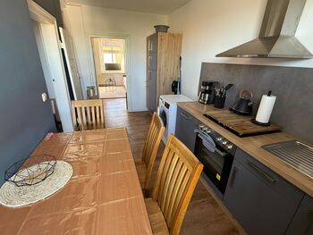abgeschlossene Wohnung für bis zu 4 Personen Innenstadt Bild 5