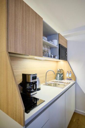 Evermore Apartments Picture 2