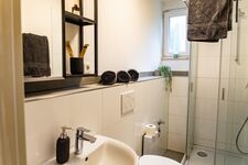 EasyStayII – Premium Monteur- und Ferienwohnung in Krefeld 6Per. Bild 8