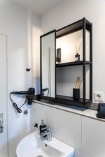 EasyStayII – Premium Monteur- und Ferienwohnung in Krefeld 6Per. Bild 7