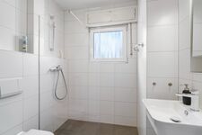 EasyApartments24 - Eigene Küche & Badezimmer! Bild 5