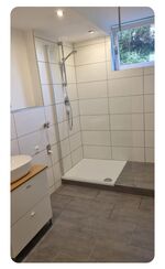 modernes Bad
