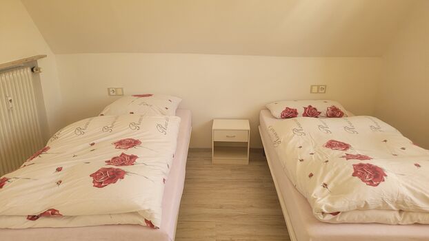 Idyllische Dachwohnung in zentraler Lage nähe Augsburg