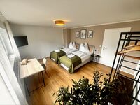 Apartment 4 Room 1