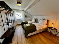 Apartment 1 Room 1