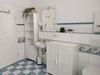 Moderne Monteur-FeWo mit 4 SZ, Perfekt für Teams 2-18 Person Bild 11