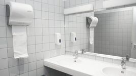 Low Budget Hostel Bild 14