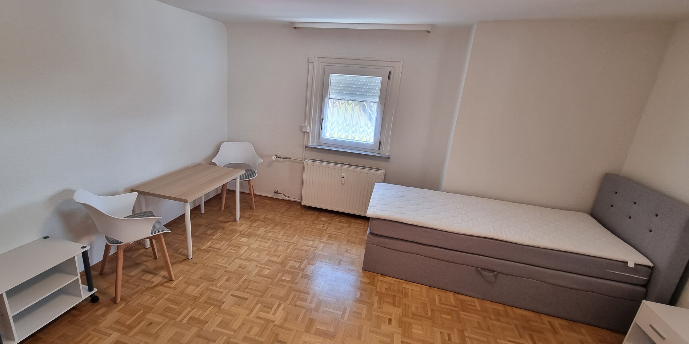 Alle Zimmer sind neu saniert und renoviert