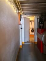 Durchgang zum Bad (Heizraum)