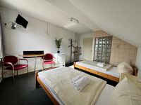 Reimers Rooms- 13 Gästezimmer bis zu 22 Personen Bild 26