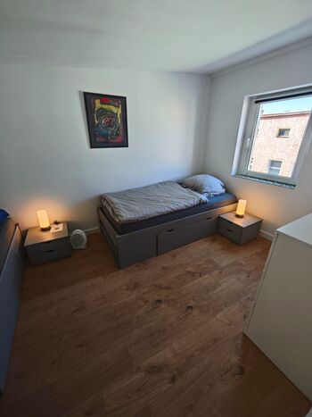 Neu saniertes Penthouse Apartment mit offener Wohnküche Bild 2