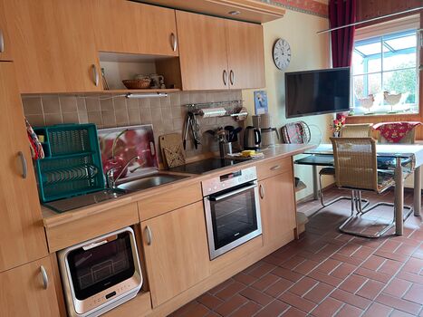 Komfortable Ferienwohnungen / Ferienhaus auch für Monteure / Radler Bild 3