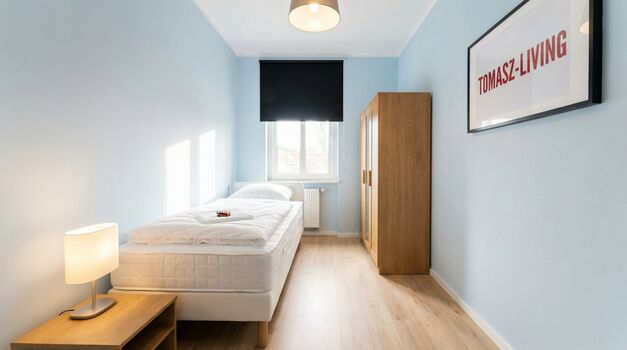 MH12 / TOMASZ-LIVING in DUISBURG - Einkaufsmöglichkeiten nah Bild 3