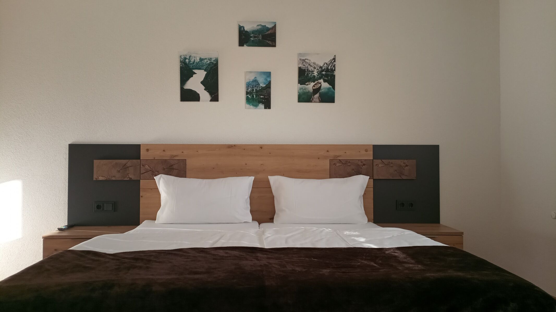 Doppelzimmer mit TV im Appartement (alle Zimmer gleiche Ausstattung)
