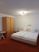 Einfaches Doppelzimmer im Erdgeschoss