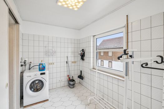 -DS-RENT- Apartment in Biblis | bis 8 Personen | Balkon Picture 5